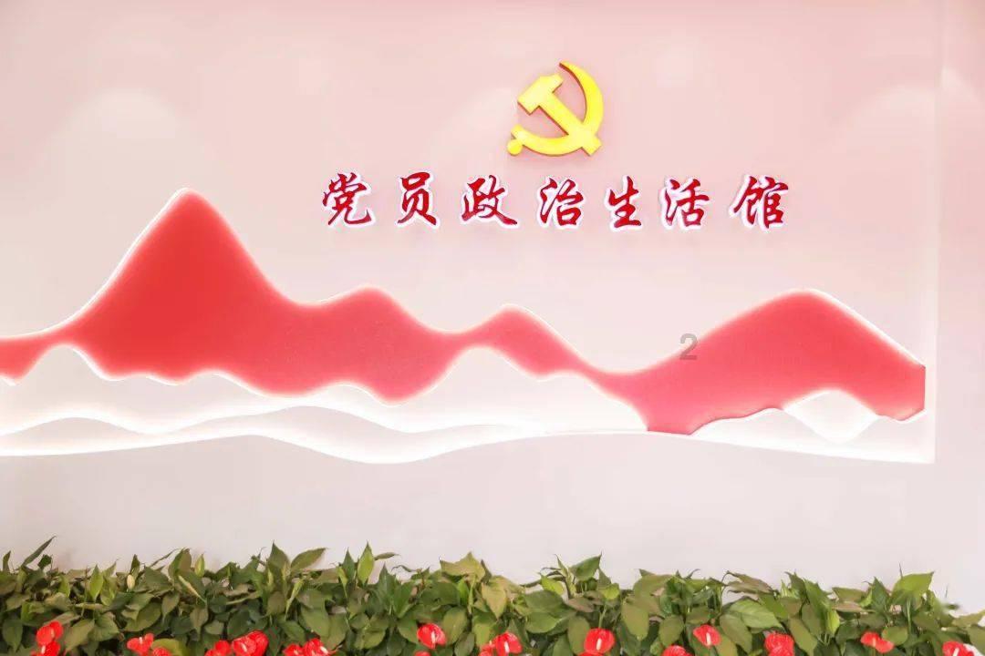 毕加索“画图捕偷”记